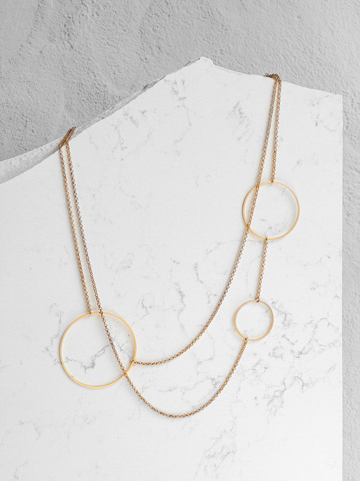 Two-Way Circle Necklace